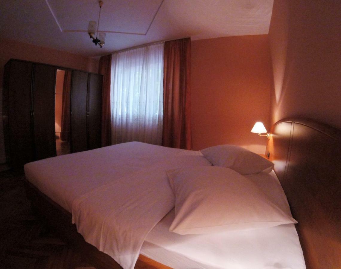 Apartments Olivera 苏佩塔斯卡德拉加 外观 照片